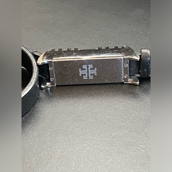Tory Burch For Fit Bit Black leather wrap band - Picture 3 of 12